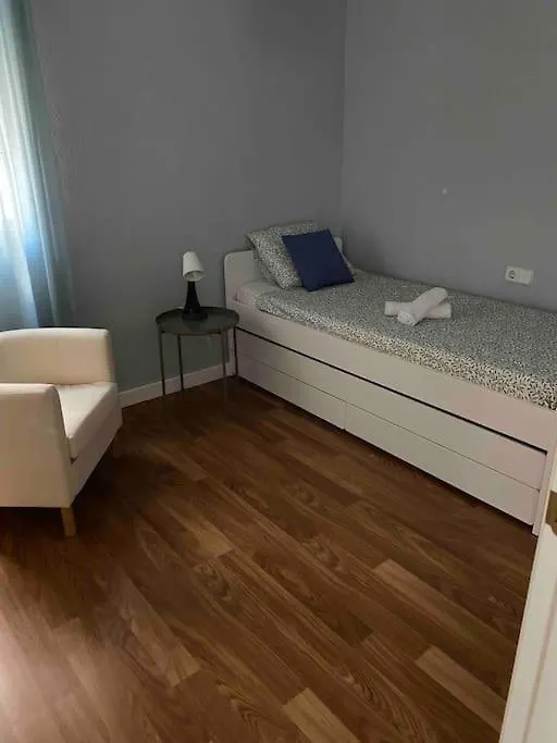 Beach Front Apartment Màlaga