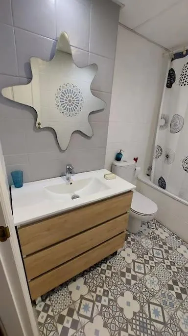 Beach Front Apartment Màlaga